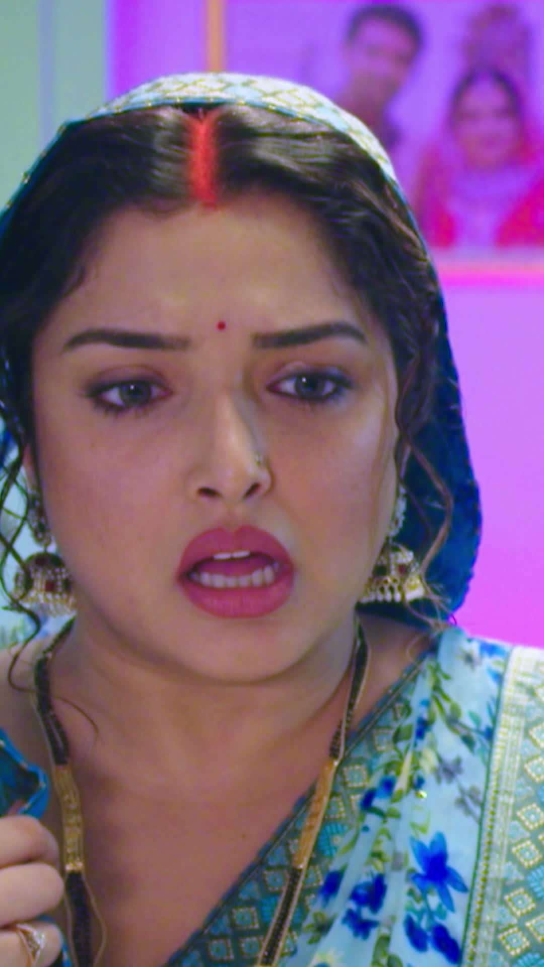 E12 - Laxmi Creates a Hilarious Scene