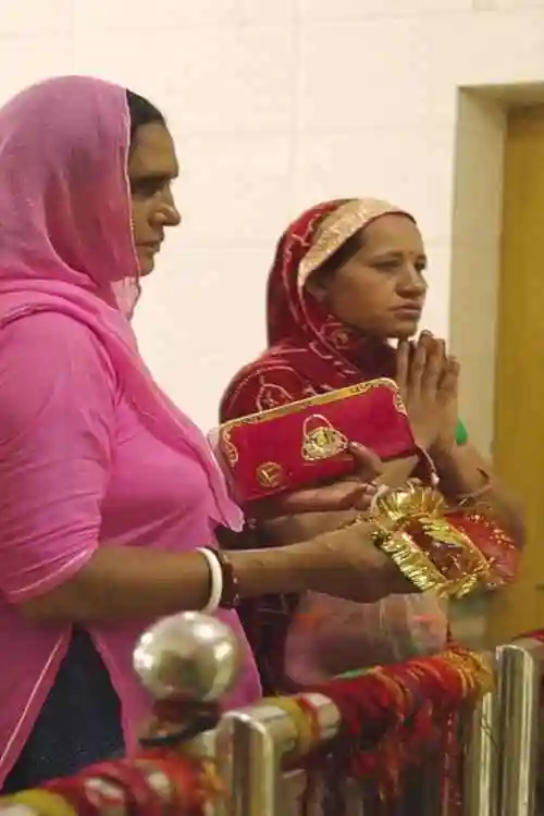 E5 Brahma Temple - Savitri Devi Ka Mandir