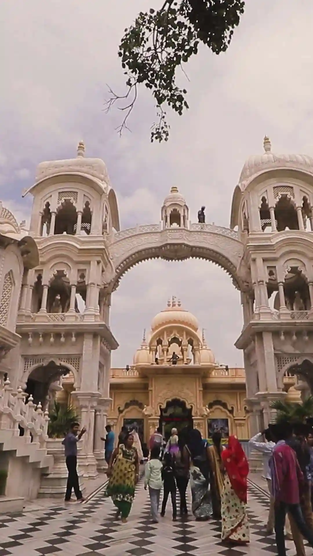 E3 Krishna Balram - Krishna Balram Temple